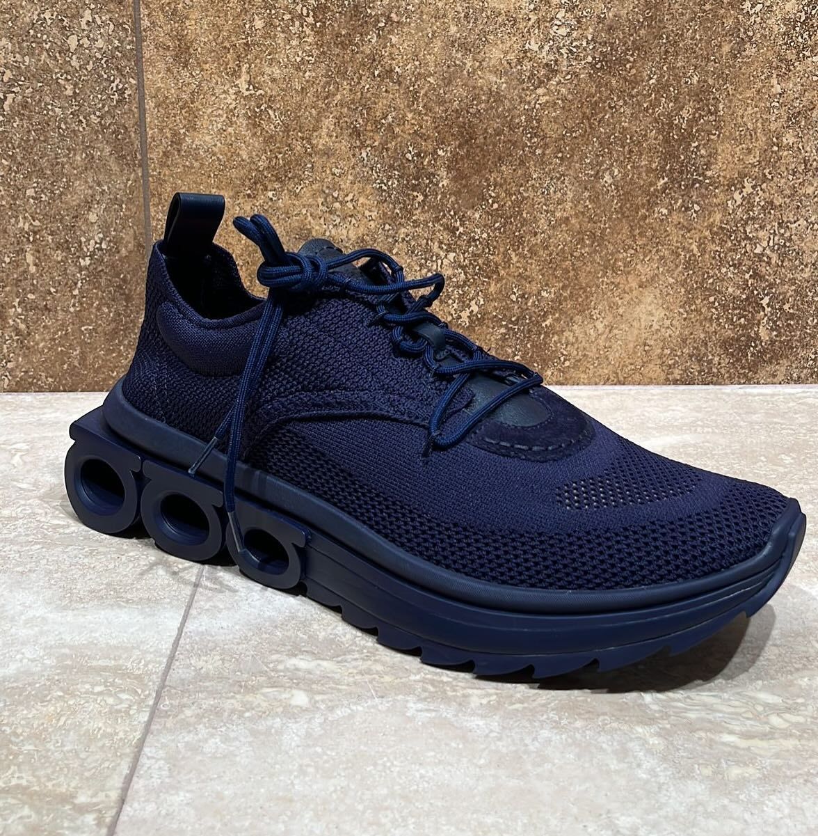 Men's mesh elastic breathable sports shoes