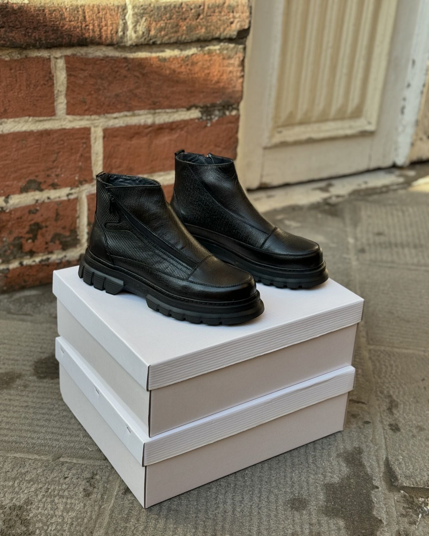 Men's trendy unique soft leather zipper thick-soled ankle boots