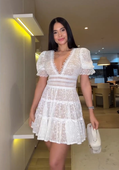 New V-neck high-end waist short skirt