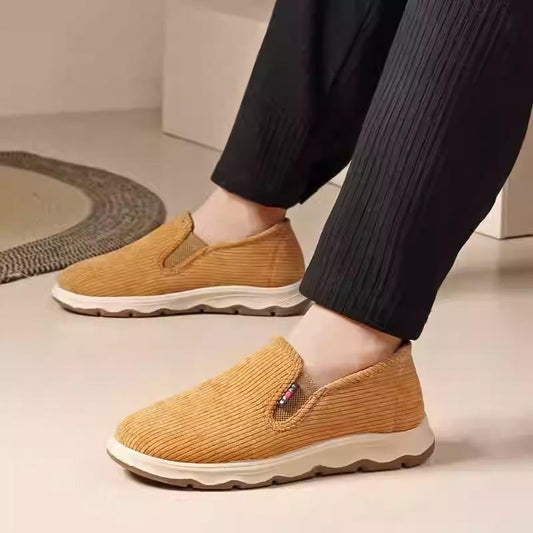 Men's corduroy slip-on