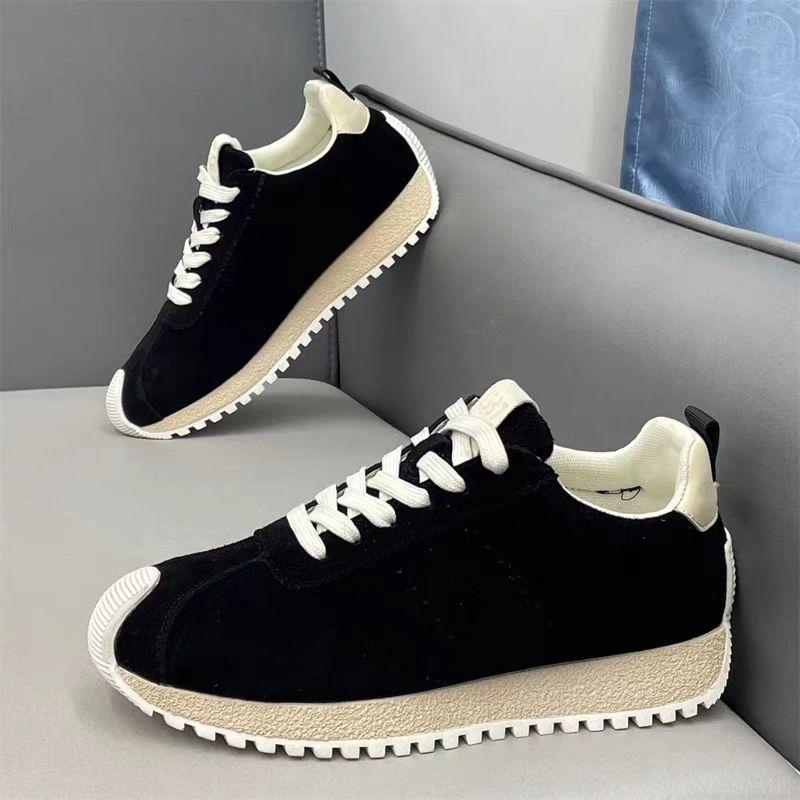 Men's suede casual shoes