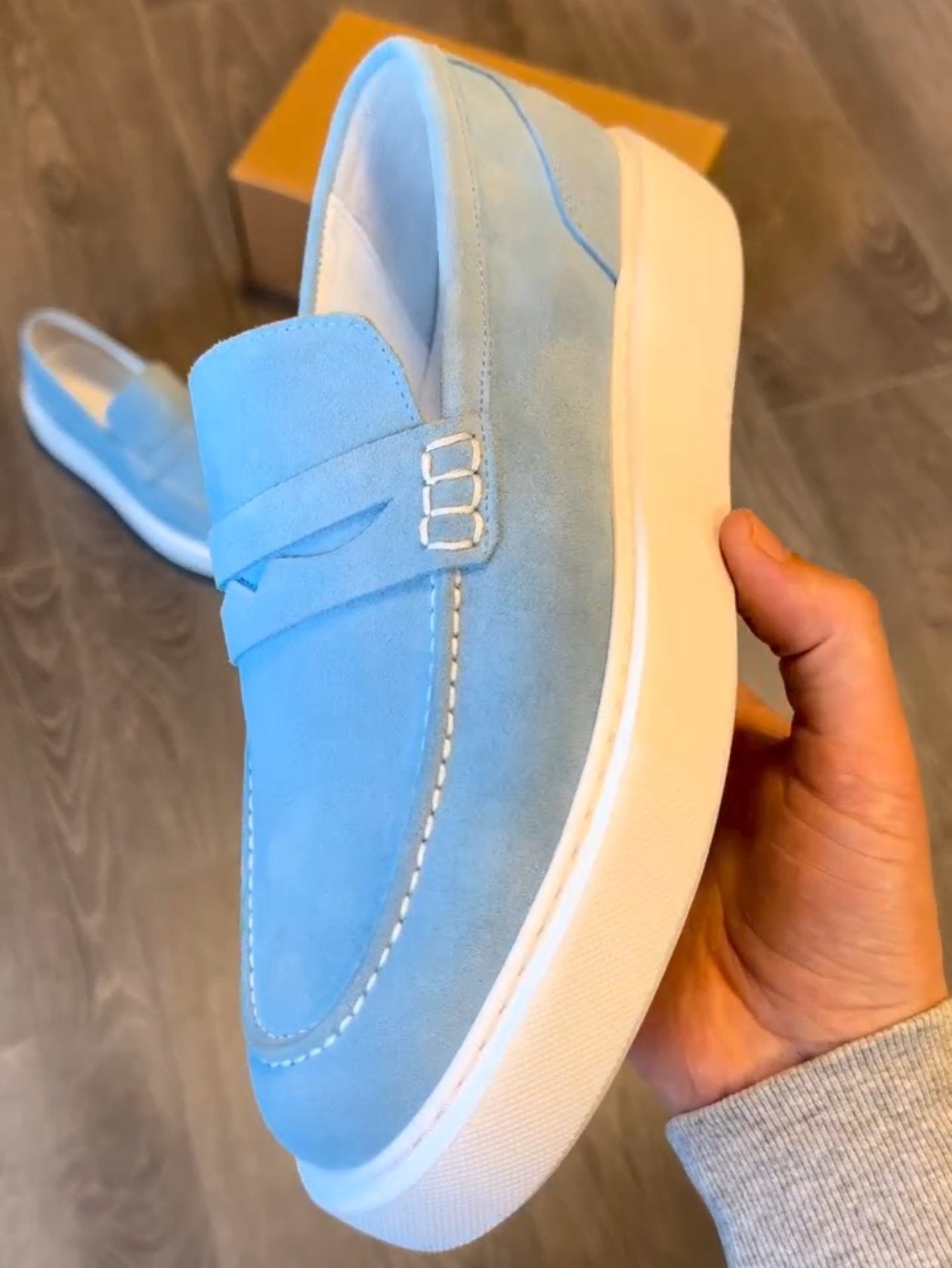 ✅High -quality Dedication✅Men's New High-end Light Blue Suede Casual Shoes