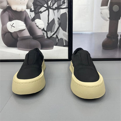 New Men's Breathable Slip-on Canvas Casual Shoes