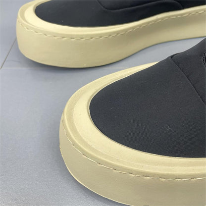 New Men's Breathable Slip-on Canvas Casual Shoes