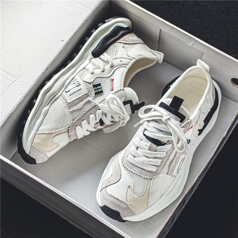 Men's New Mesh Breathable Comfortable Casual Sports Shoes