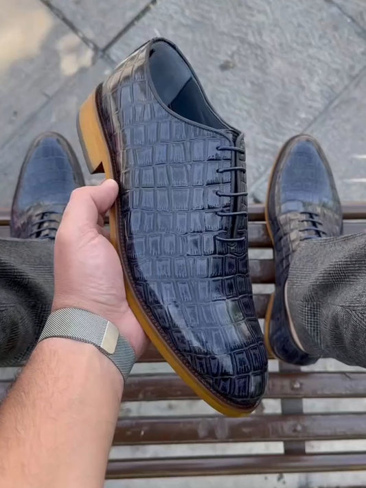 Men's crocodile leather shoes